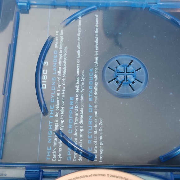 GALACTICA 1980 The Complete Series, 3 Blu Ray Discs - Picture 11 of 12